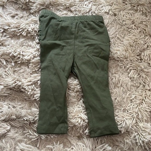 NWT Old Navy ruffle butt leggings - Picture 2 of 2